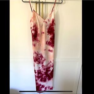 Fashion nova (love tree) silk tie dye midi dress size M